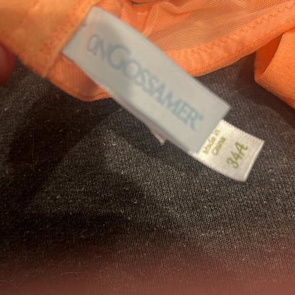 🔹 On Gossamer Neon Orange Lightweight Bra - Picture 3 of 3